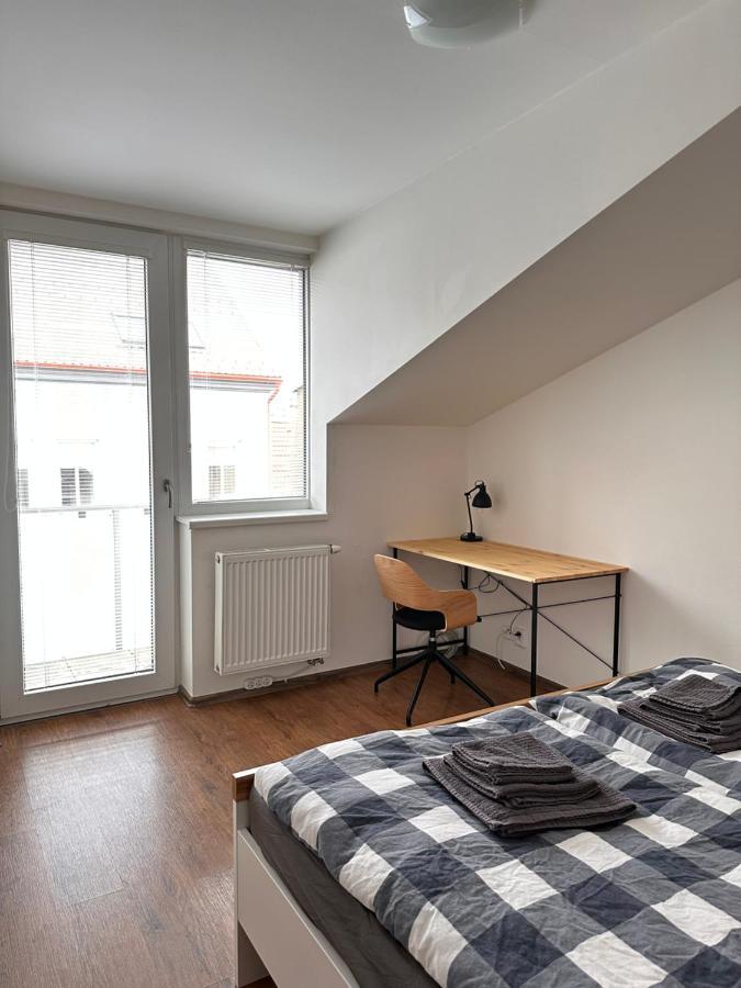 Apartman Ab Kryte Parkovani Zdarma Ceske Budejovice Eksteriør billede